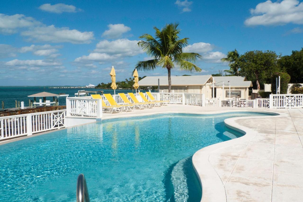 Romora Bay Resort & Marina Dunmore Town Exterior foto